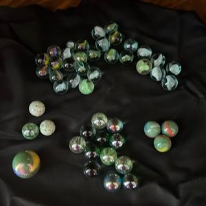 Super Cool Vintage Shades of Green Marble Collection With One Shooter